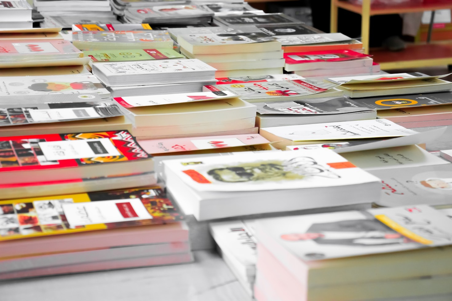 How Contemporary Romance Reflects Today’s Relationships